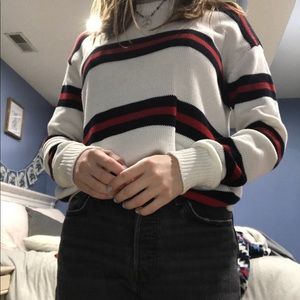 Brandy Melville sweater